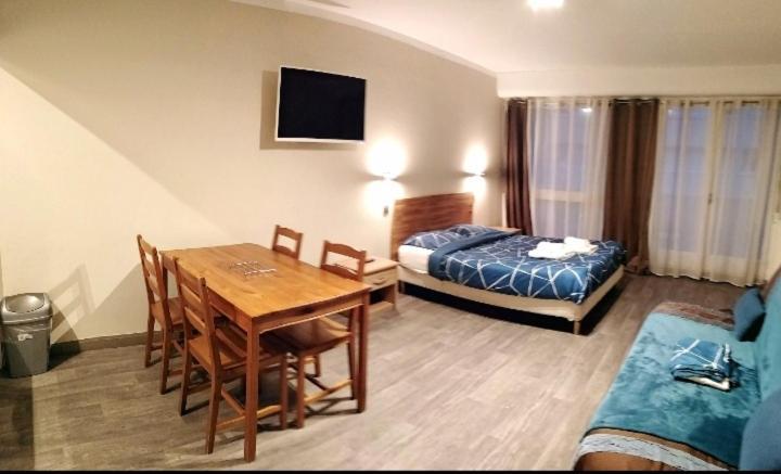 Appartements Boulevard Des Pyrenees Pau Zewnętrze zdjęcie