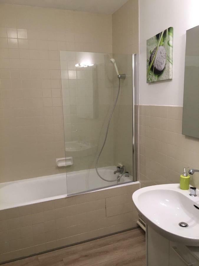 Appartements Boulevard Des Pyrenees Pau Zewnętrze zdjęcie