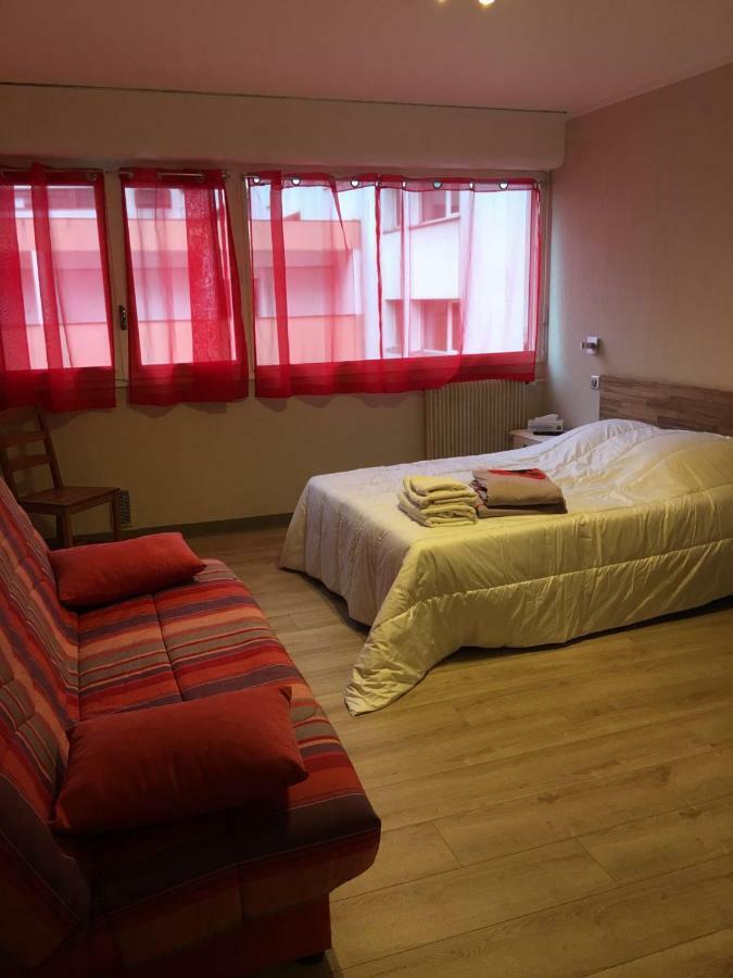 Appartements Boulevard Des Pyrenees Pau Zewnętrze zdjęcie